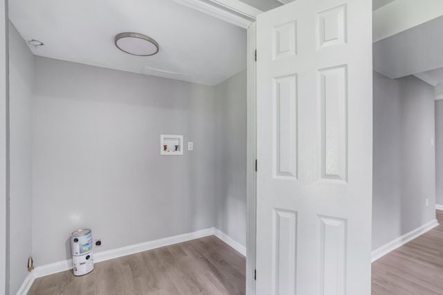 102 Winston Ct, Clarksville, TN 37042