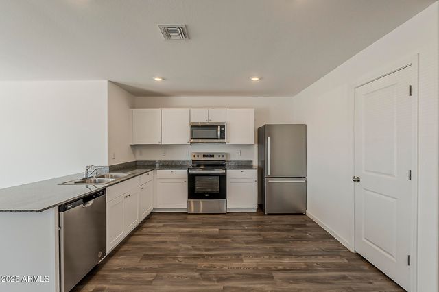 10805 W CAROUSEL Drive, Arizona City, AZ 85123