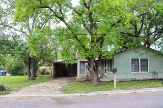 803 Third ST, Lockhart, TX 78644
