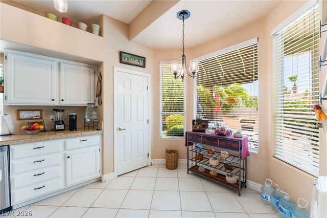 5216 Painted Lakes Way, Las Vegas, NV 89149