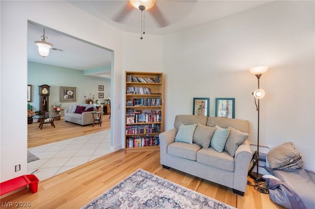 5216 Painted Lakes Way, Las Vegas, NV 89149