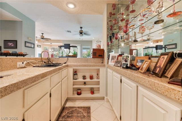 5216 Painted Lakes Way, Las Vegas, NV 89149