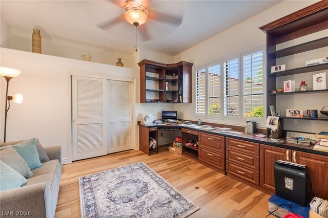 5216 Painted Lakes Way, Las Vegas, NV 89149