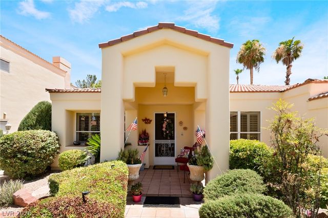 5216 Painted Lakes Way, Las Vegas, NV 89149