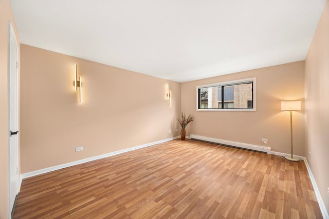 8519 W Catherine Avenue 279, Chicago, IL 60656