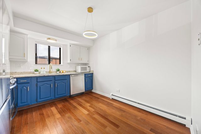 8519 W Catherine Avenue 279, Chicago, IL 60656