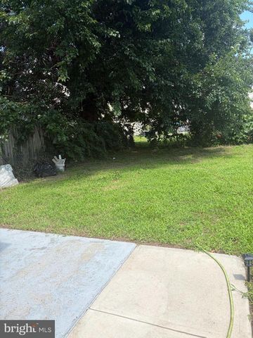 223 HUDSON ST, Gloucester City, NJ 08030
