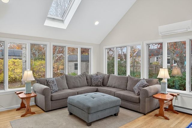 27 Fairview Dr, Chatham, MA 02659