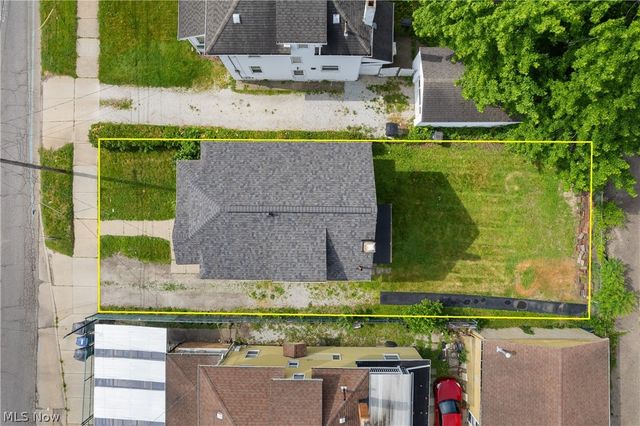 1012 Brown Street, Akron, OH 44301