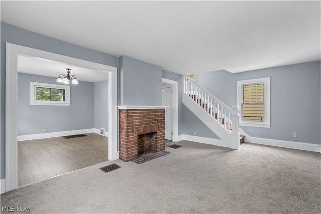 1012 Brown Street, Akron, OH 44301