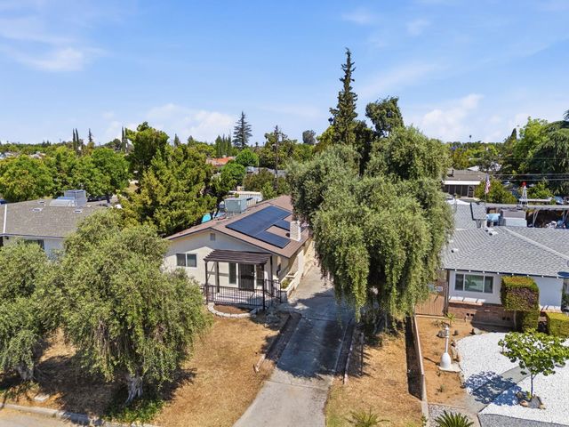 4659 E Terrace Avenue, Fresno, CA 93703