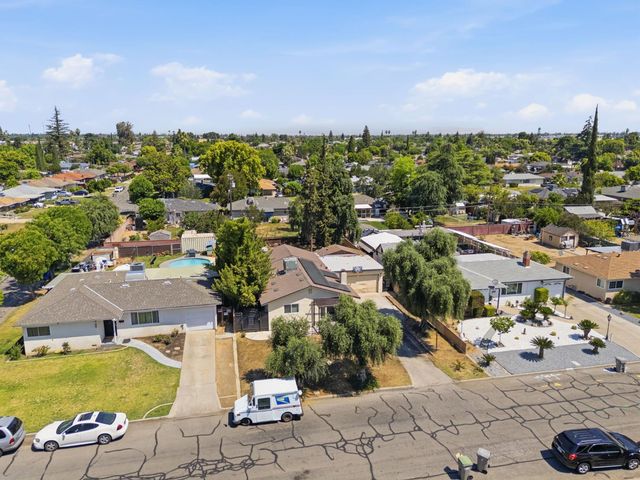 4659 E Terrace Avenue, Fresno, CA 93703