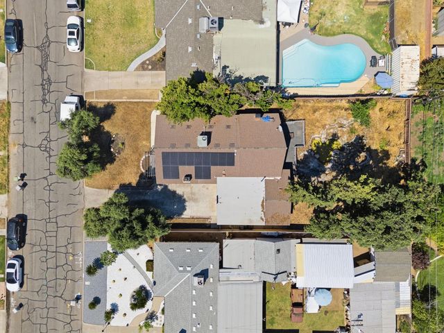 4659 E Terrace Avenue, Fresno, CA 93703