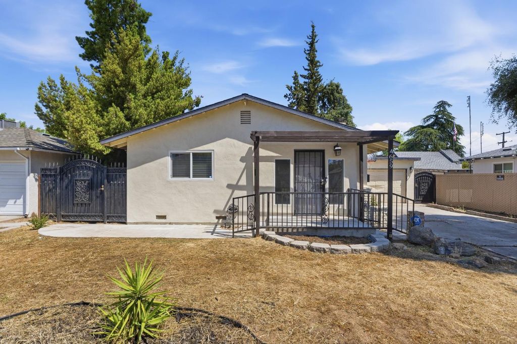 4659 E Terrace Avenue, Fresno, CA 93703
