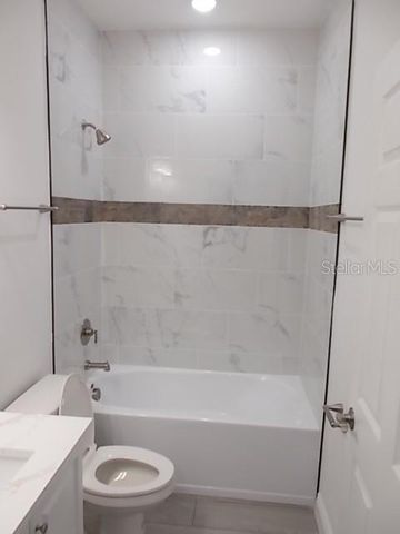 826 VALENCIA AVENUE, Daytona Beach, FL 32114