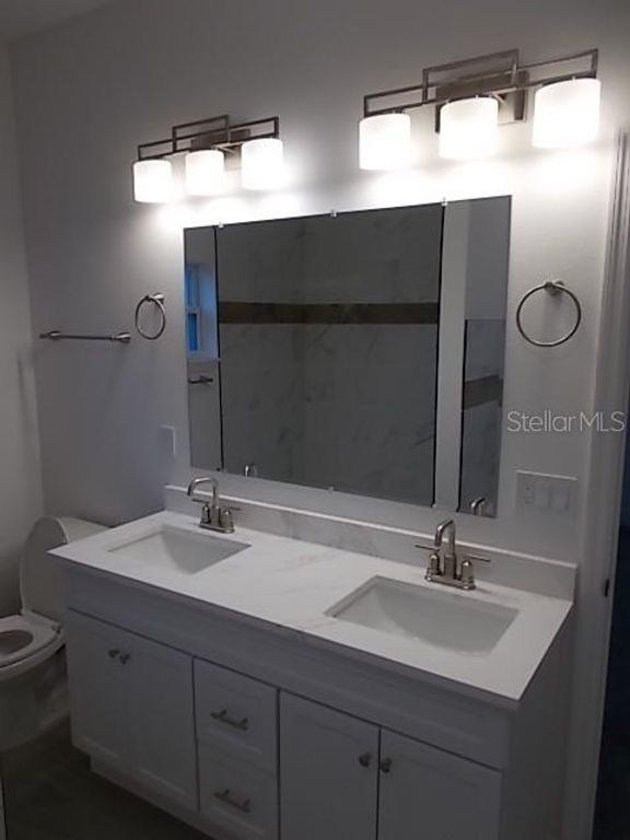 Image 20 of property listing at 826 VALENCIA AVENUE, Daytona Beach, FL 32114