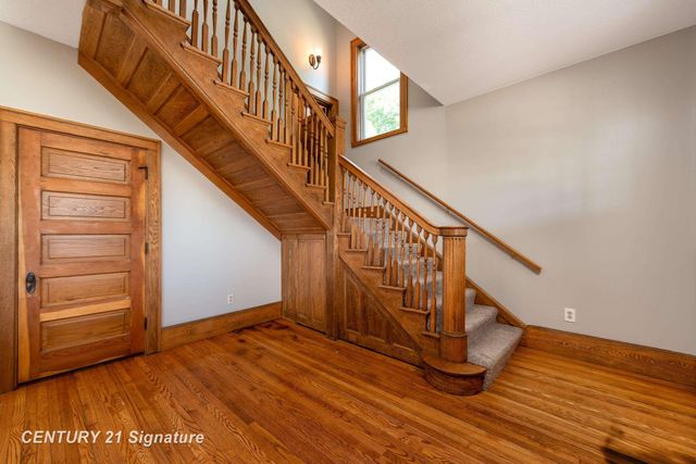 300 S Columbian Street, Bay City, MI 48706