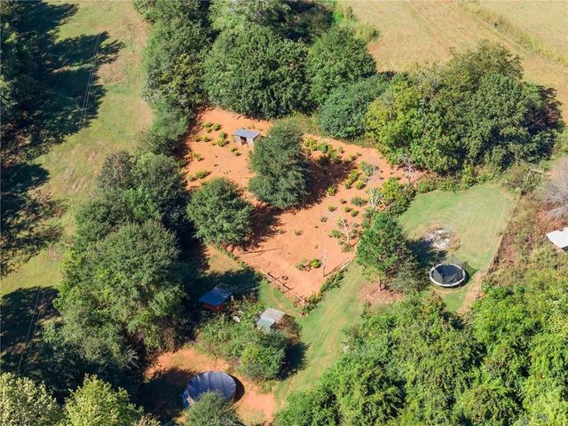7540 County Line Road, Lula, GA 30554