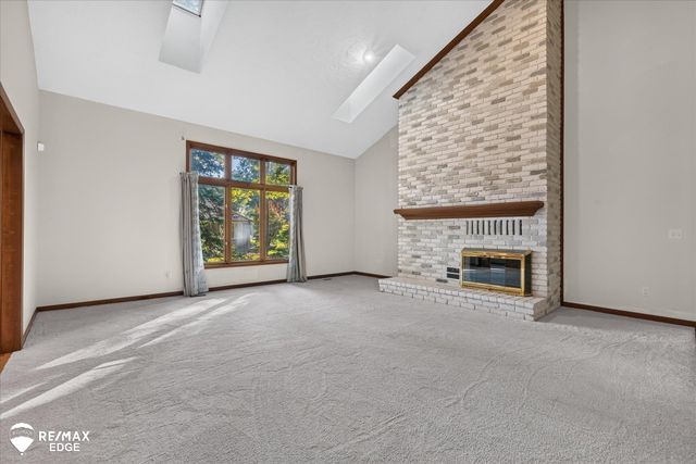 48540 Lindon Court, Shelby Twp, MI 48317