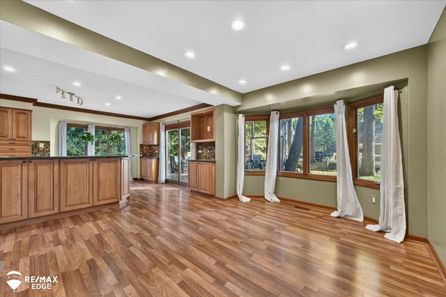 48540 Lindon Court, Shelby Twp, MI 48317