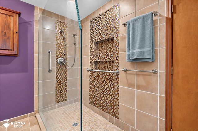 48540 Lindon Court, Shelby Twp, MI 48317