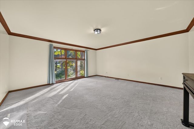 48540 Lindon Court, Shelby Twp, MI 48317