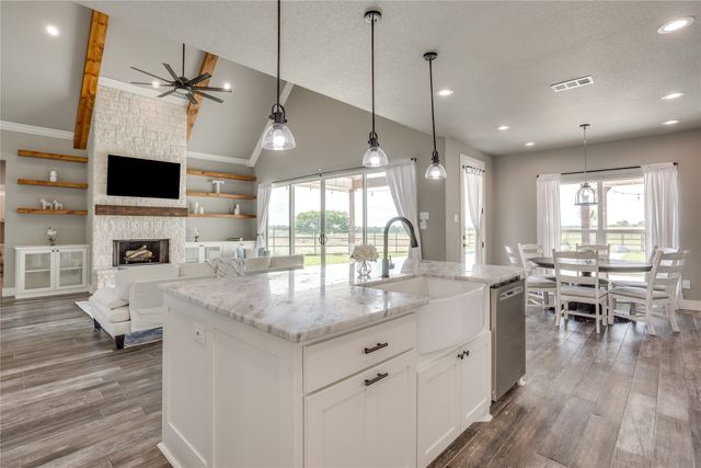1024 Monarch Court, Poolville, TX 76487