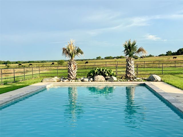 1024 Monarch Court, Poolville, TX 76487