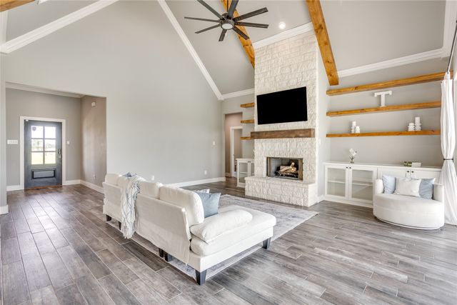 1024 Monarch Court, Poolville, TX 76487