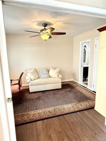 1305 Gotham Court W, Saint James, NY 11780