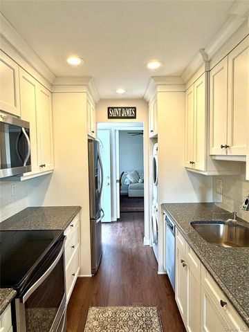 1305 Gotham Court W, Saint James, NY 11780