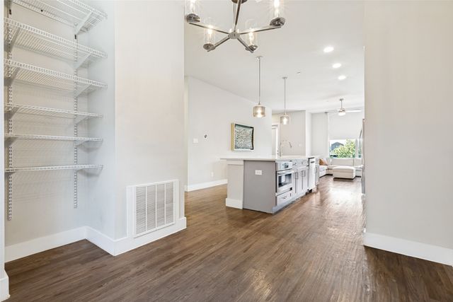 2509 Vintage Place Circle, Farmers Branch, TX 75234