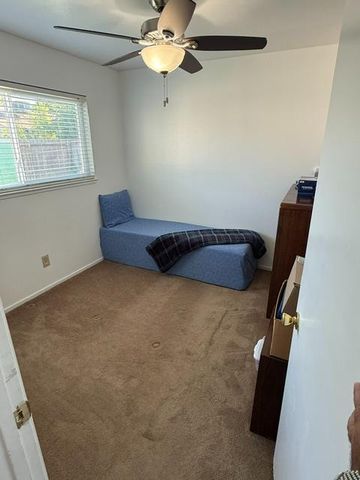 5224 52nd Ave, Sacramento, CA 95823