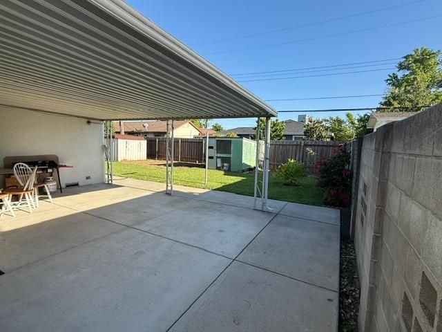 5224 52nd Ave, Sacramento, CA 95823
