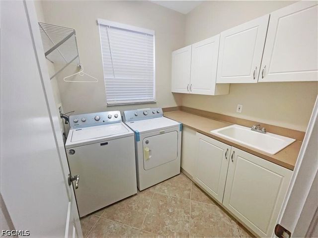 10257 S Silver Palm DR, Estero, FL 33928