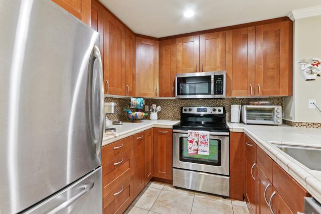 1489 W Swain Rd, Stockton, CA 95207