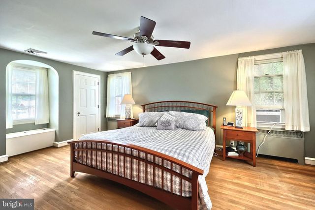 3172 N GEORGE STREET, Emigsville, PA 17318