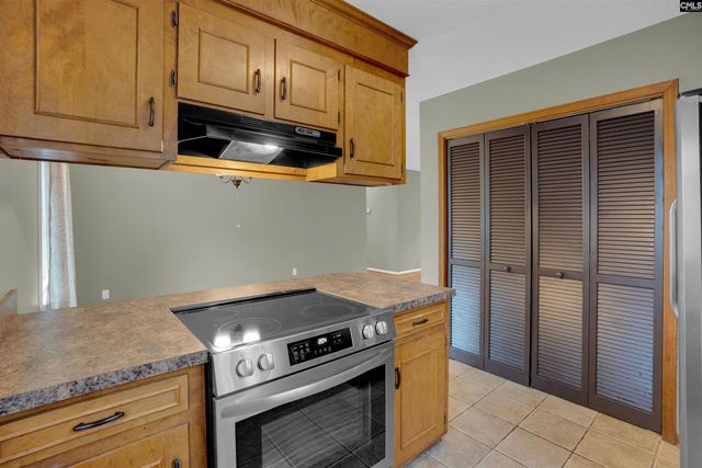 105 Coventry Court, Lexington, SC 29072
