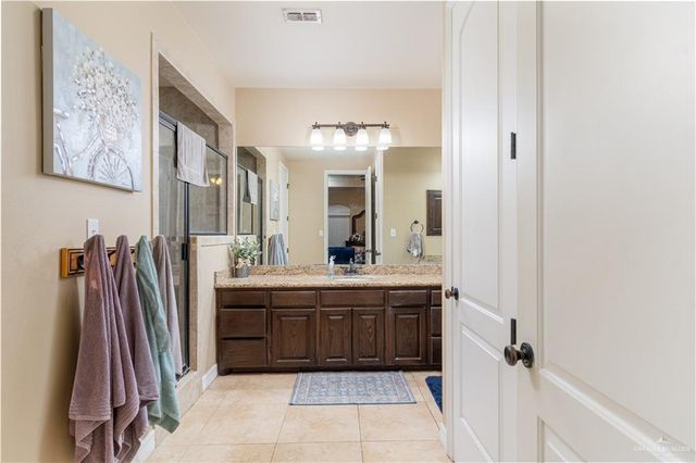 1104 N Regal Drive N, Pharr, TX 78577