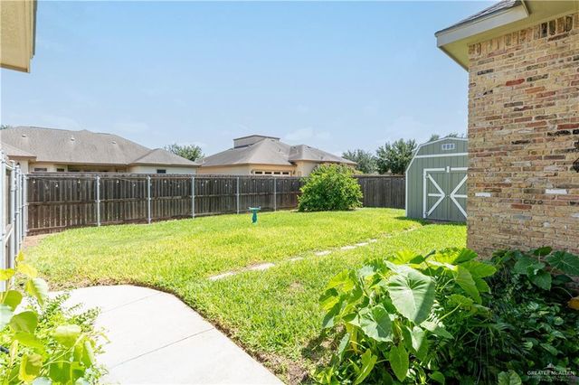 1104 N Regal Drive N, Pharr, TX 78577