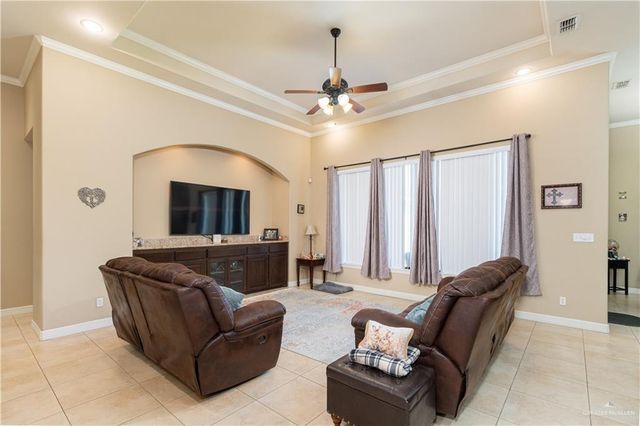 1104 N Regal Drive N, Pharr, TX 78577