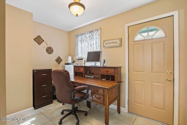 445 Seaman Avenue, Beachwood, NJ 08722