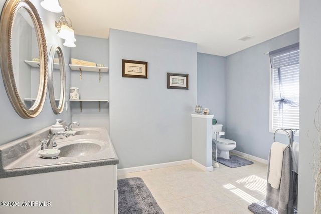 445 Seaman Avenue, Beachwood, NJ 08722