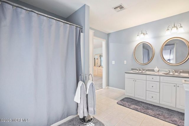 445 Seaman Avenue, Beachwood, NJ 08722