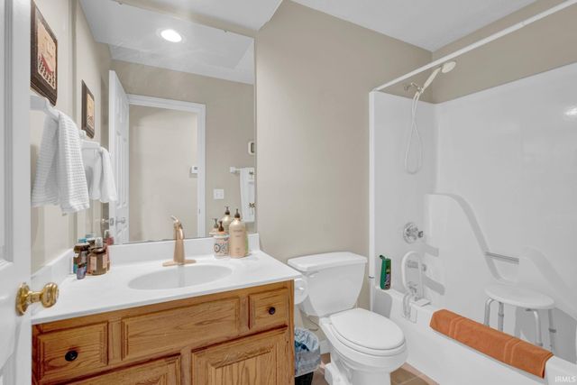 3622 Hartford Pl Common, Evansville, IN 47725