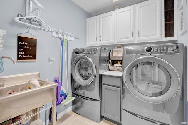 3622 Hartford Pl Common, Evansville, IN 47725