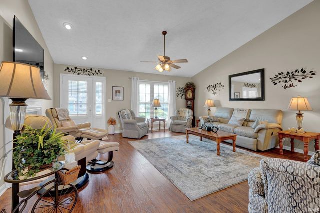 3622 Hartford Pl Common, Evansville, IN 47725