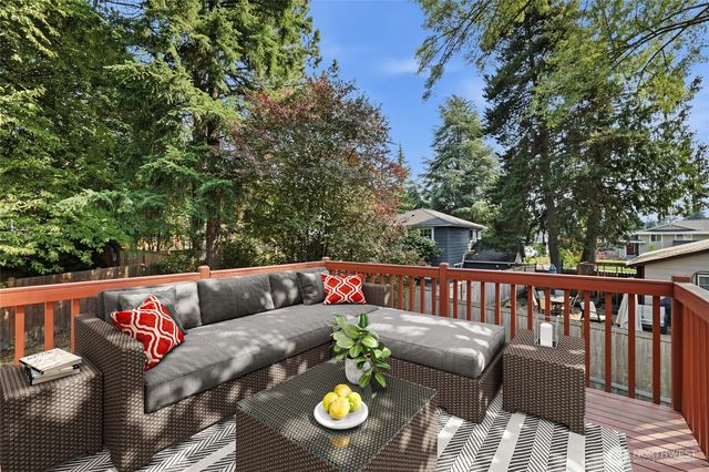 12615 NE 142nd Street, Kirkland, WA 98034