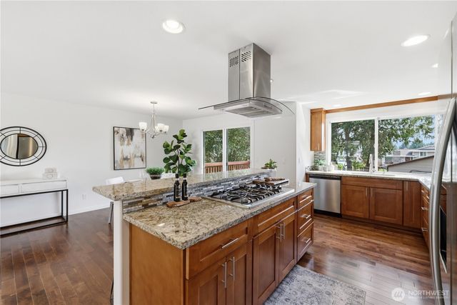 12615 NE 142nd Street, Kirkland, WA 98034