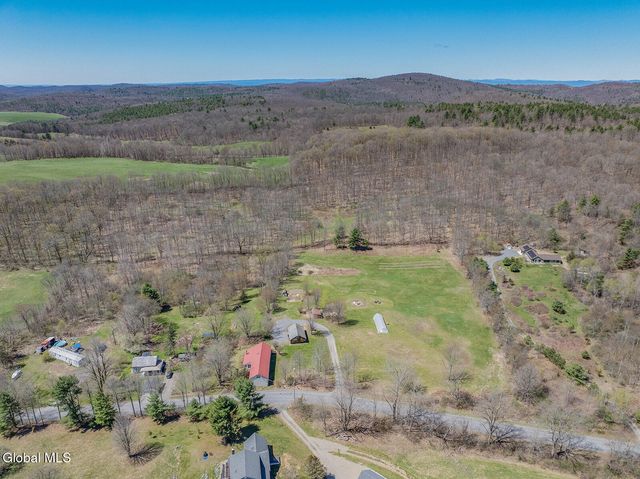 413 Smith Road, Salem, NY 12865
